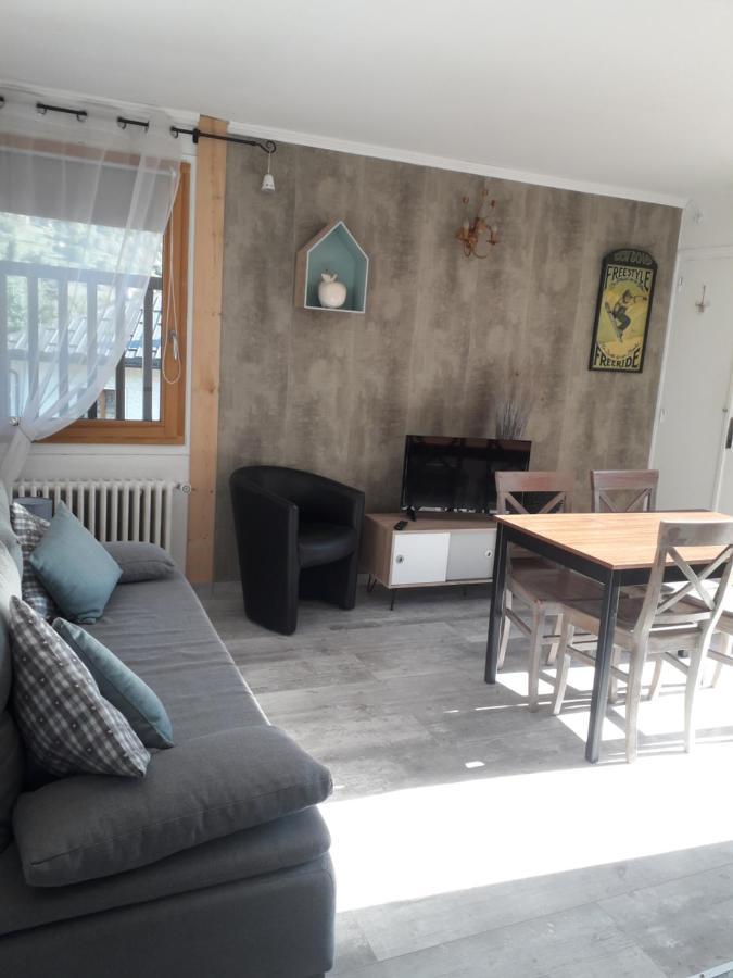 Enclos Savoyard Appartement Meuble 1Chambre 1 Canape Lits 3Personnes Grand-Aigueblanche Eksteriør bilde